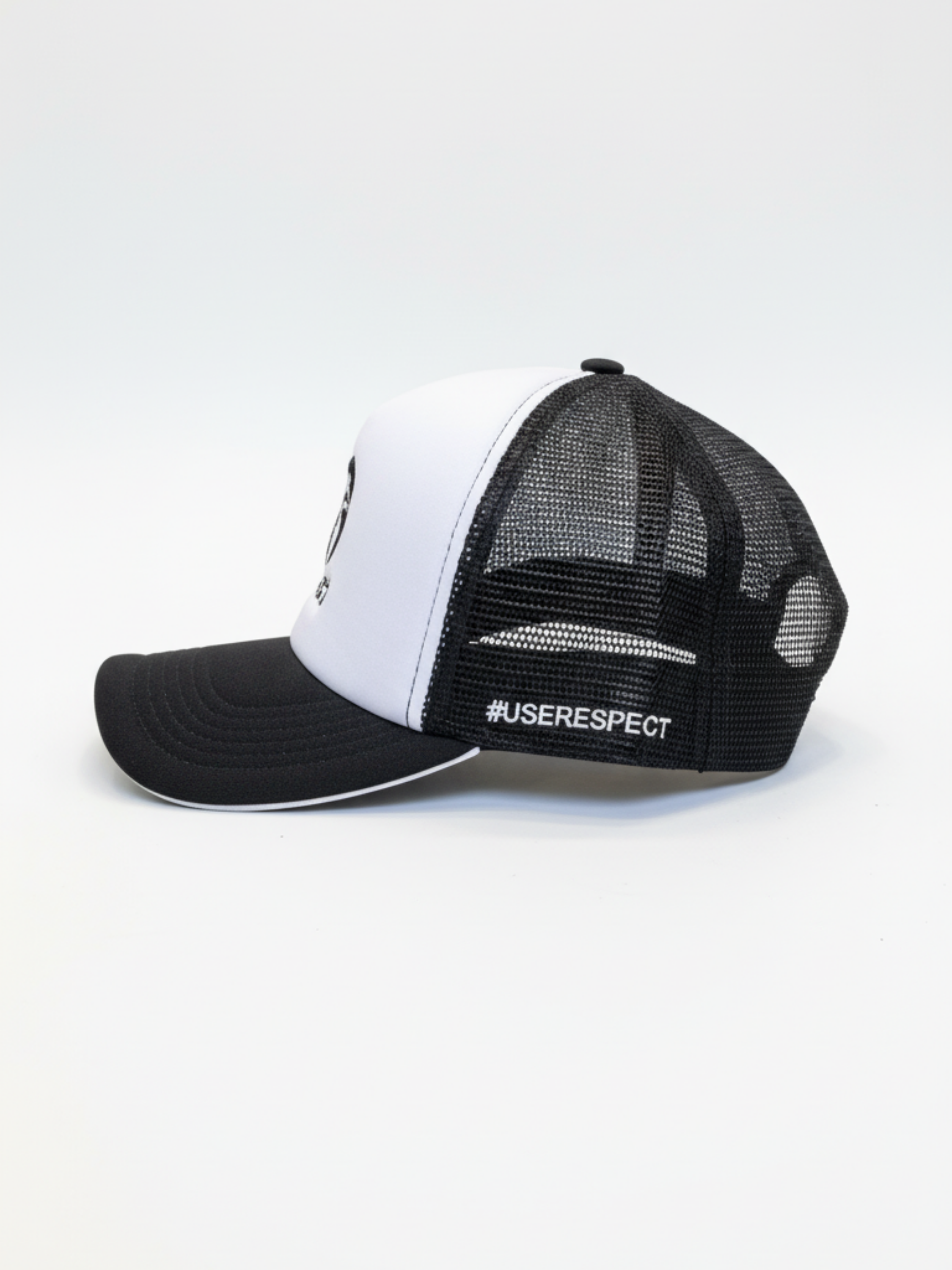 Boné Trucker Preto