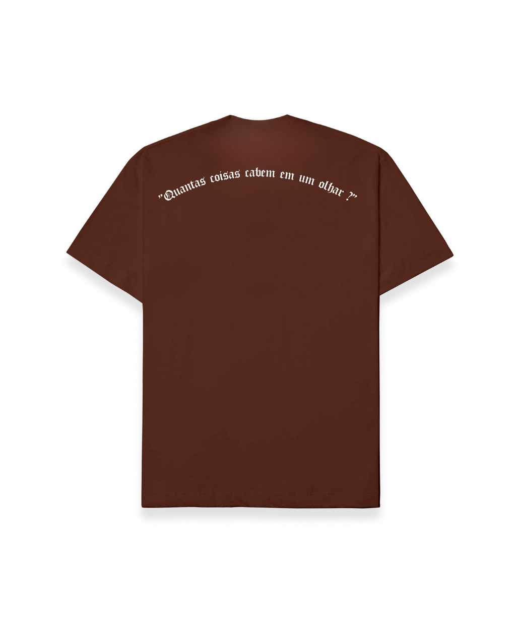 Camiseta Regular Eyes Travis