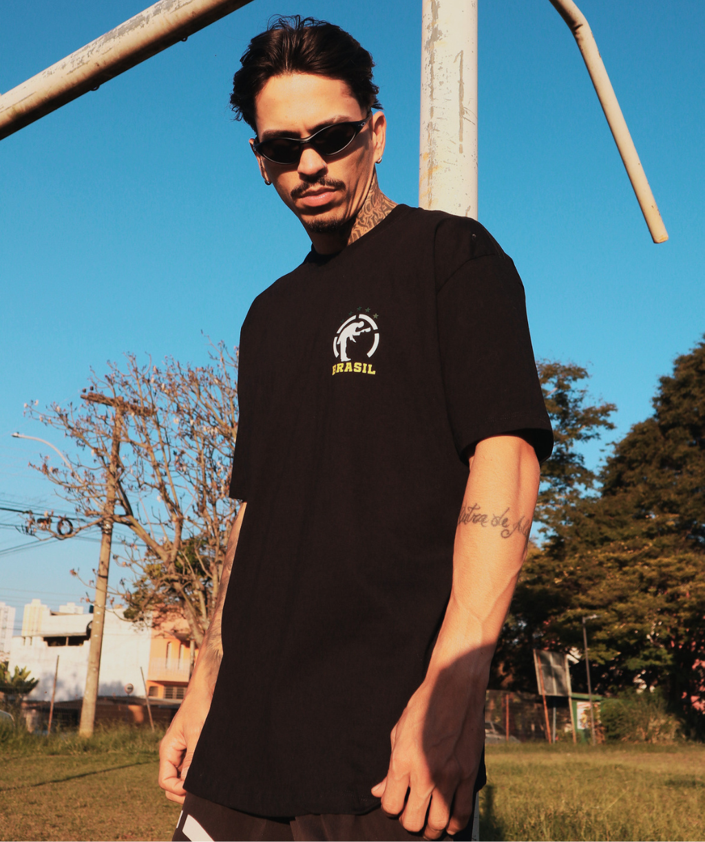 Camiseta Regular Logo Brasil Respect