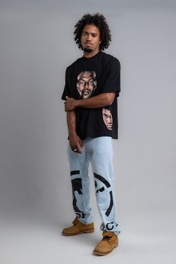 Calça Reta Logo Jeans