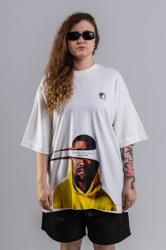 Camiseta Frase Oversized Kanye