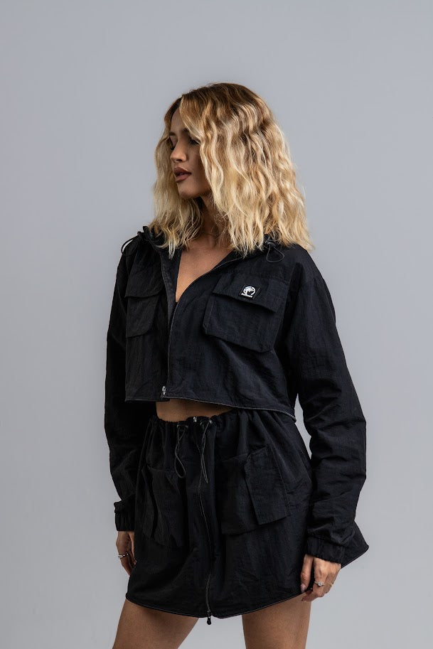 Corta Vento Cropped Saia 3 em 1 Preto