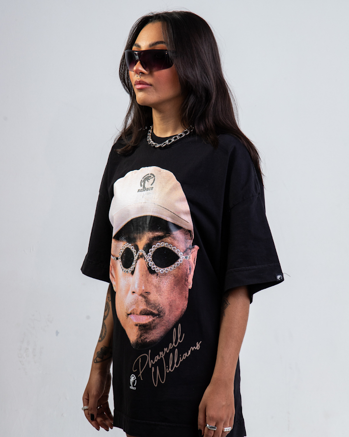 Camiseta Face Oversized Pharrell Williams