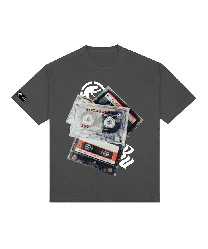 Camiseta Rocawear Oversized Fita