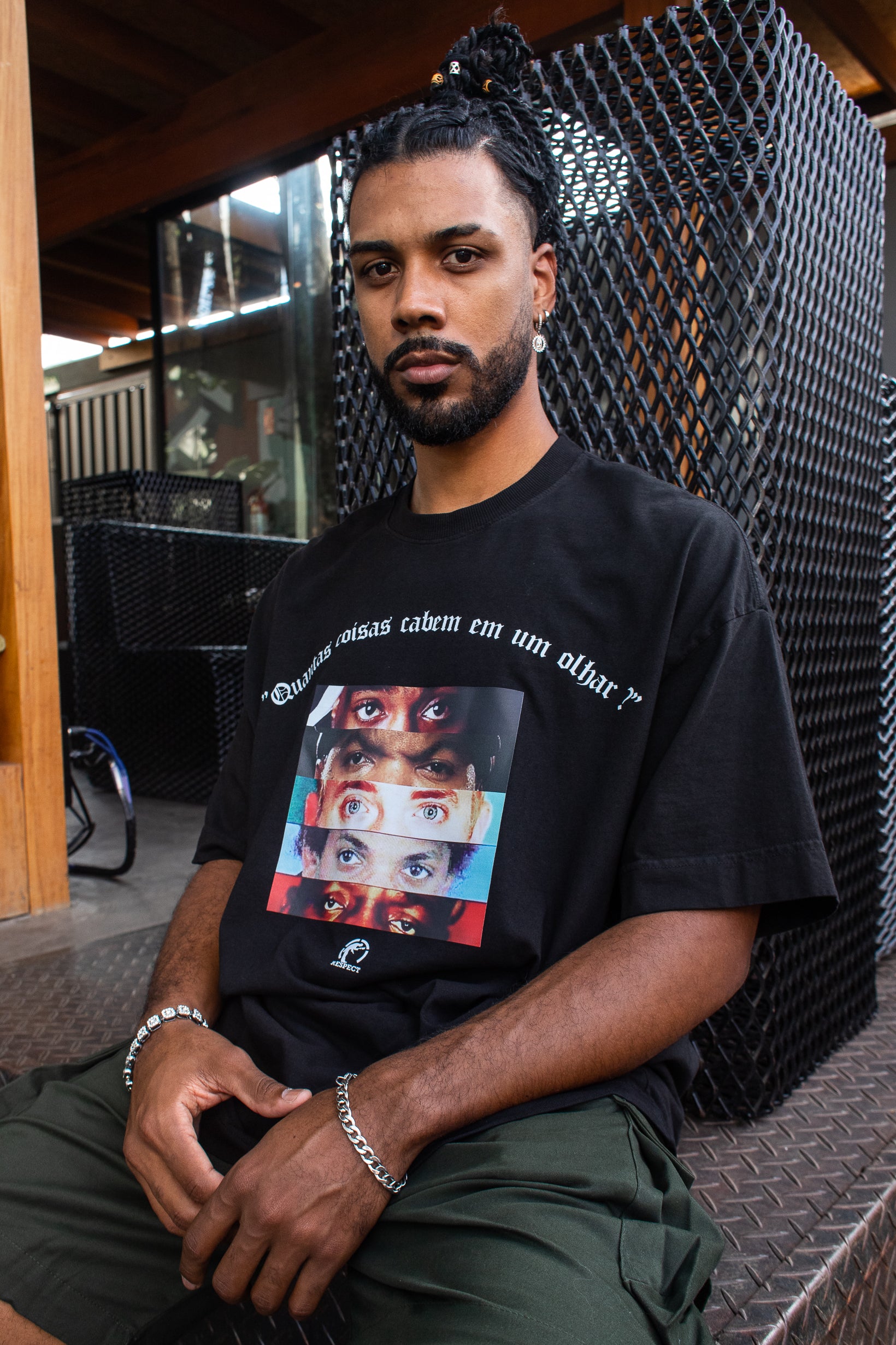 Camiseta Oversized Eyes